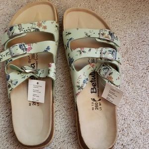 NWT Betula Birkenstock Sandals in Seafoam Floral